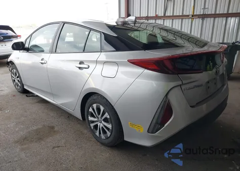 2022 Toyota Prius Prime Le from USA, damaged, VIN JTDKAMFP5N3212691